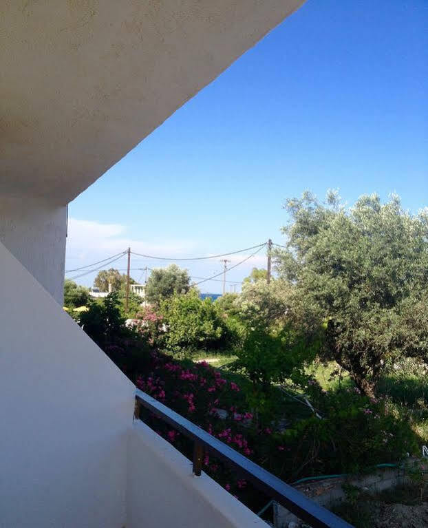 Nikos Bnb Фалираки Экстерьер фото